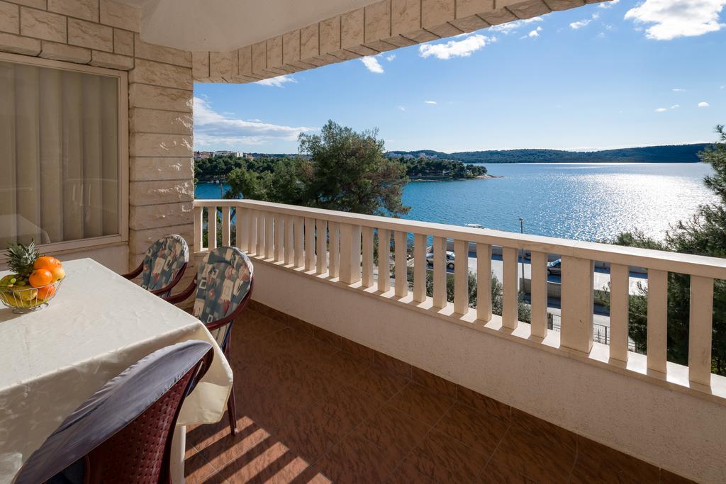 Apartments Villa Luxor Trogir Kültér fotó