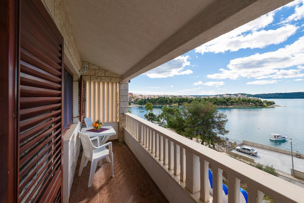 Apartments Villa Luxor Trogir Kültér fotó