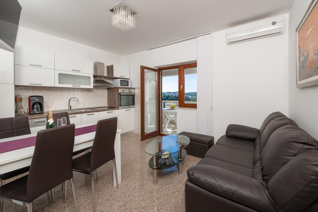 Apartments Villa Luxor Trogir Kültér fotó